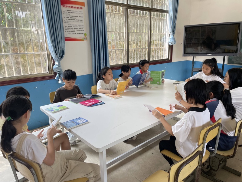 -学生看书的照片1（全景）-IMG_4249.jpeg